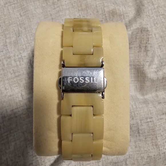 Fossil Watch - Picture 2 of 4